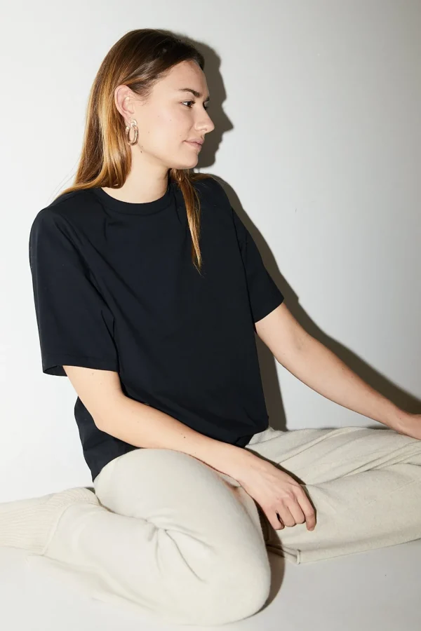 Annika Inez 14K/GF-Glassy Hoop
