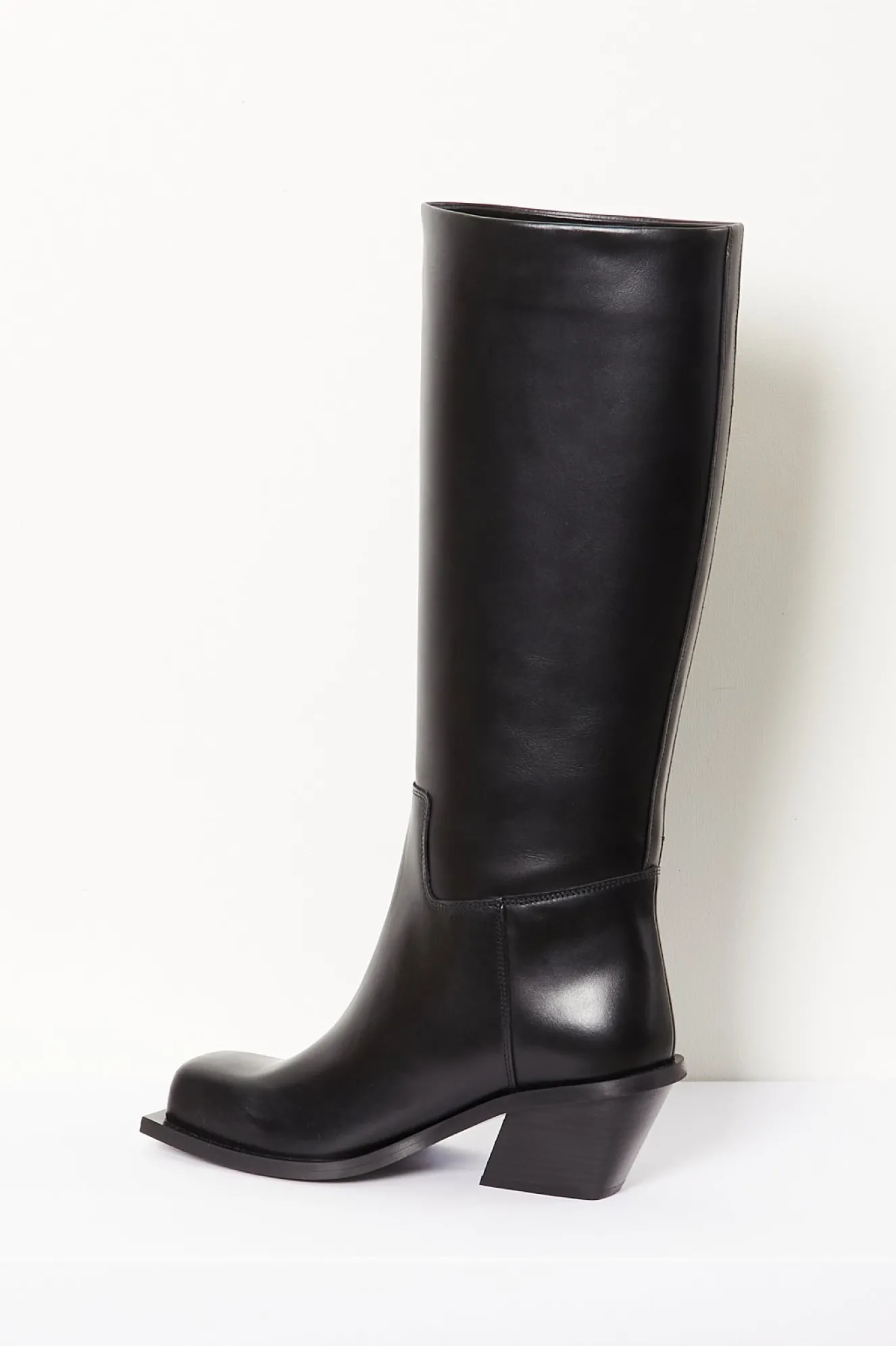 blondine_knee_boots_2.webp Blondine knee boots