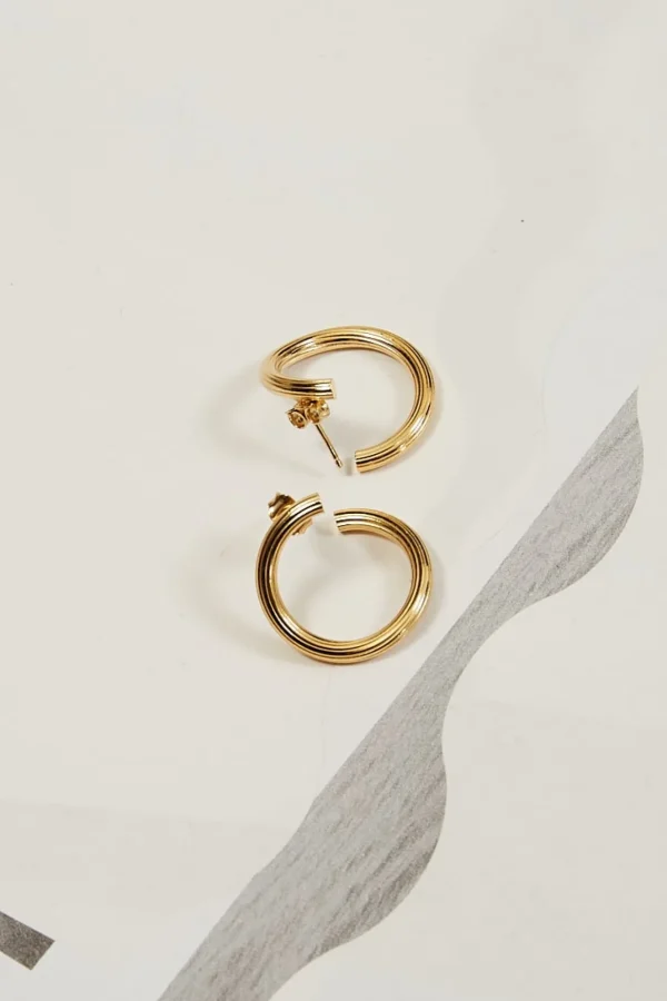Carve twist hoops