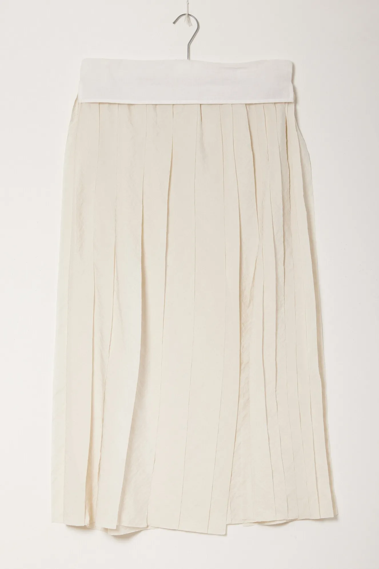 christian_wijnants_shani__0.webp Christian Wijnants Shani layered skirt