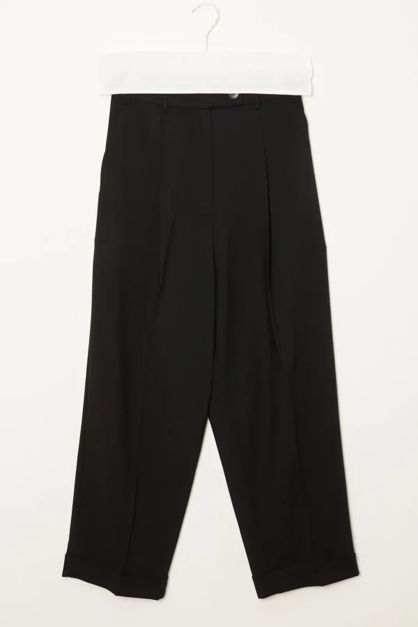 Cordera Tailoring masculine pants