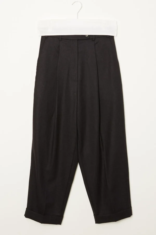 Cordera Wool masculine pants