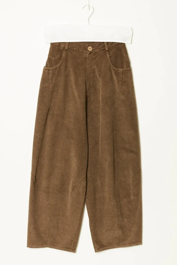 Corduroy baggy pants