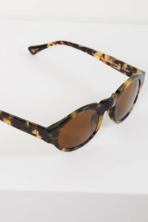 Dries van Noten dark t-shell sunglasses