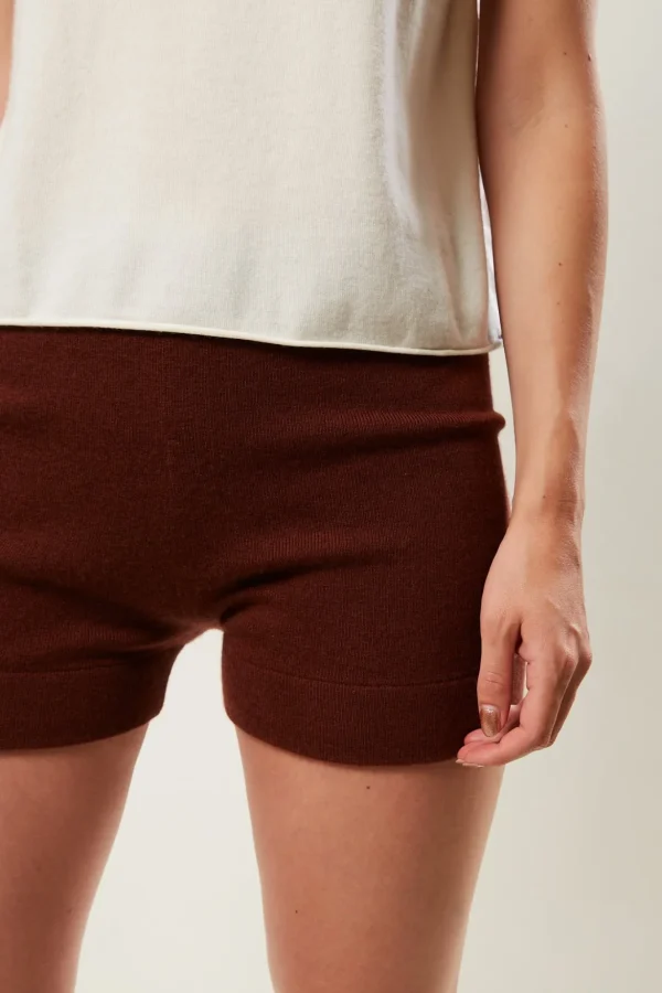 Extreme cashmere Very fitted shorts