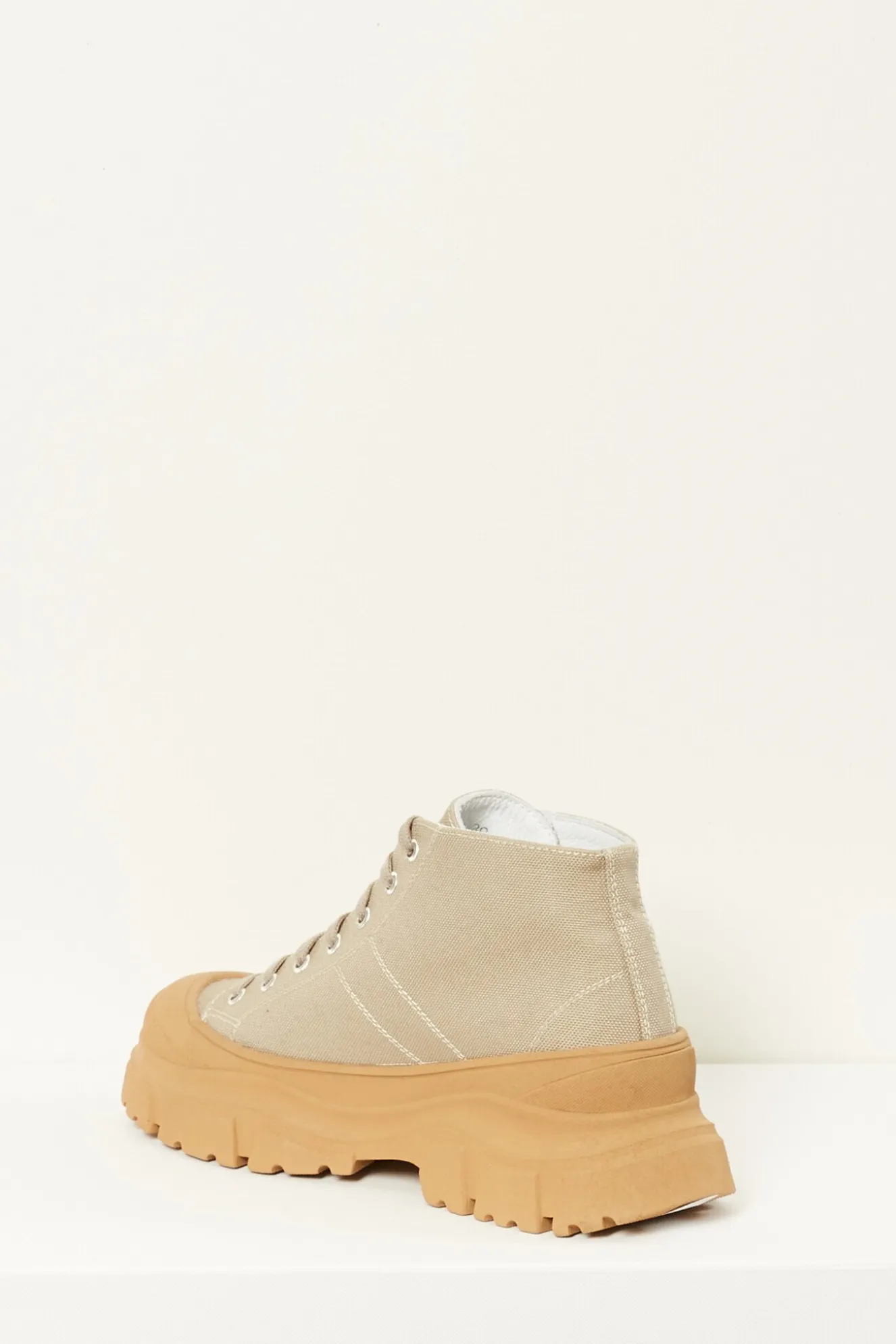 fairway_chunky_sole_shoes_4.webp FAIRWAY chunky sole shoes