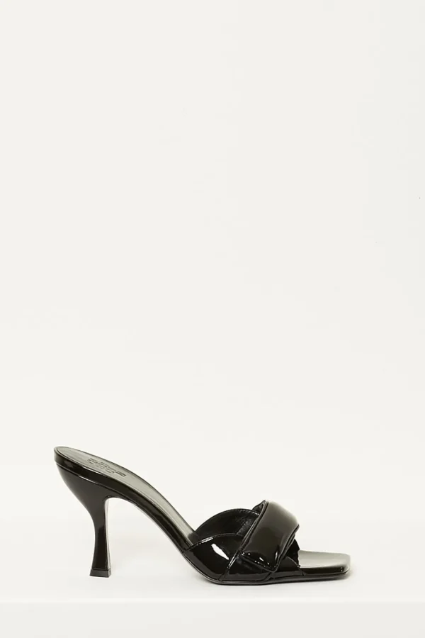 Giaborghini Alodie patent sandals