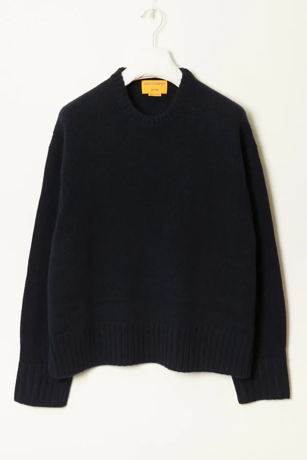 Guest in Residence Cozy cashmere crew