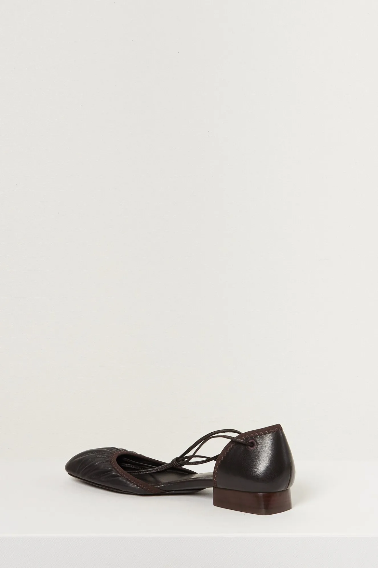 lemaire_micro_ballerina_f_2.webp Lemaire Micro ballerina flat