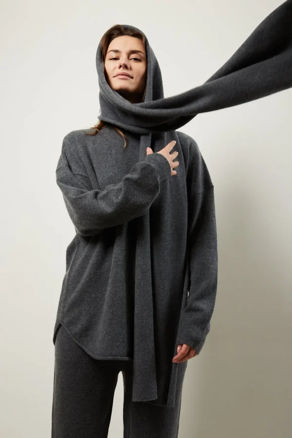 Link cashmere scarf