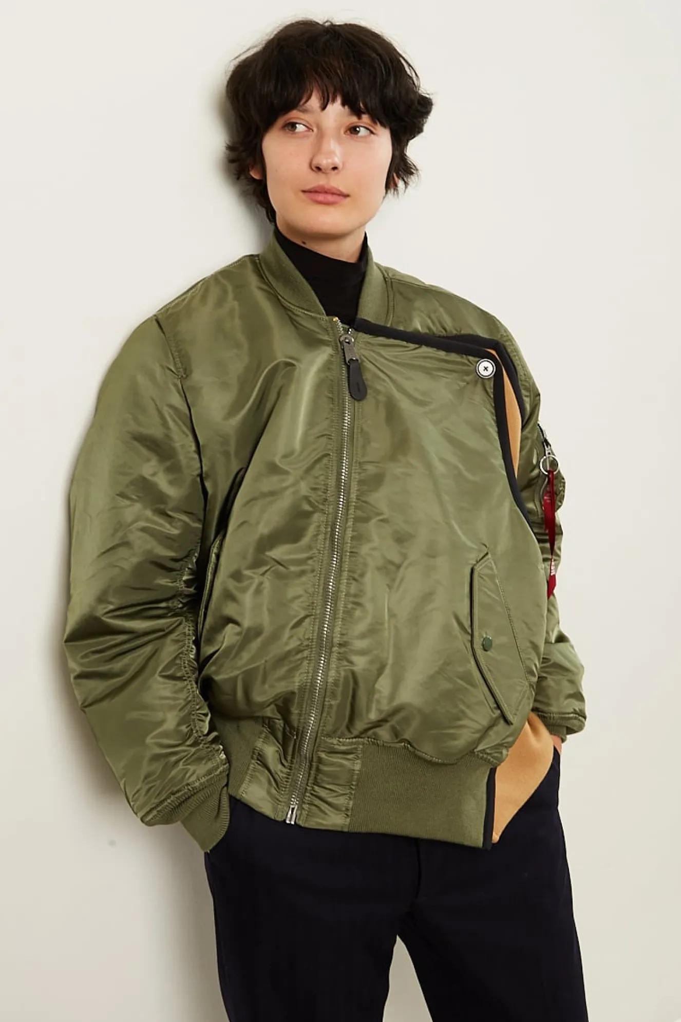 lutz_cocoon_bomber_3.webp lutz Cocoon bomber