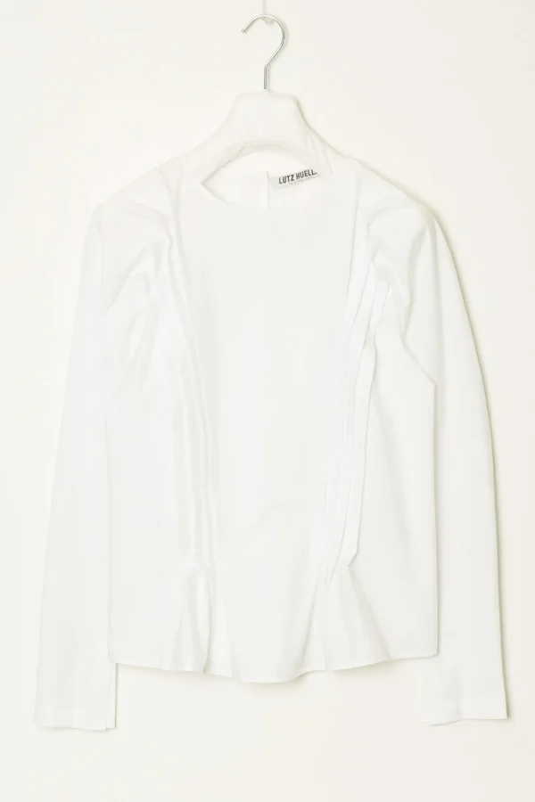 Lutz Huelle PLuto top