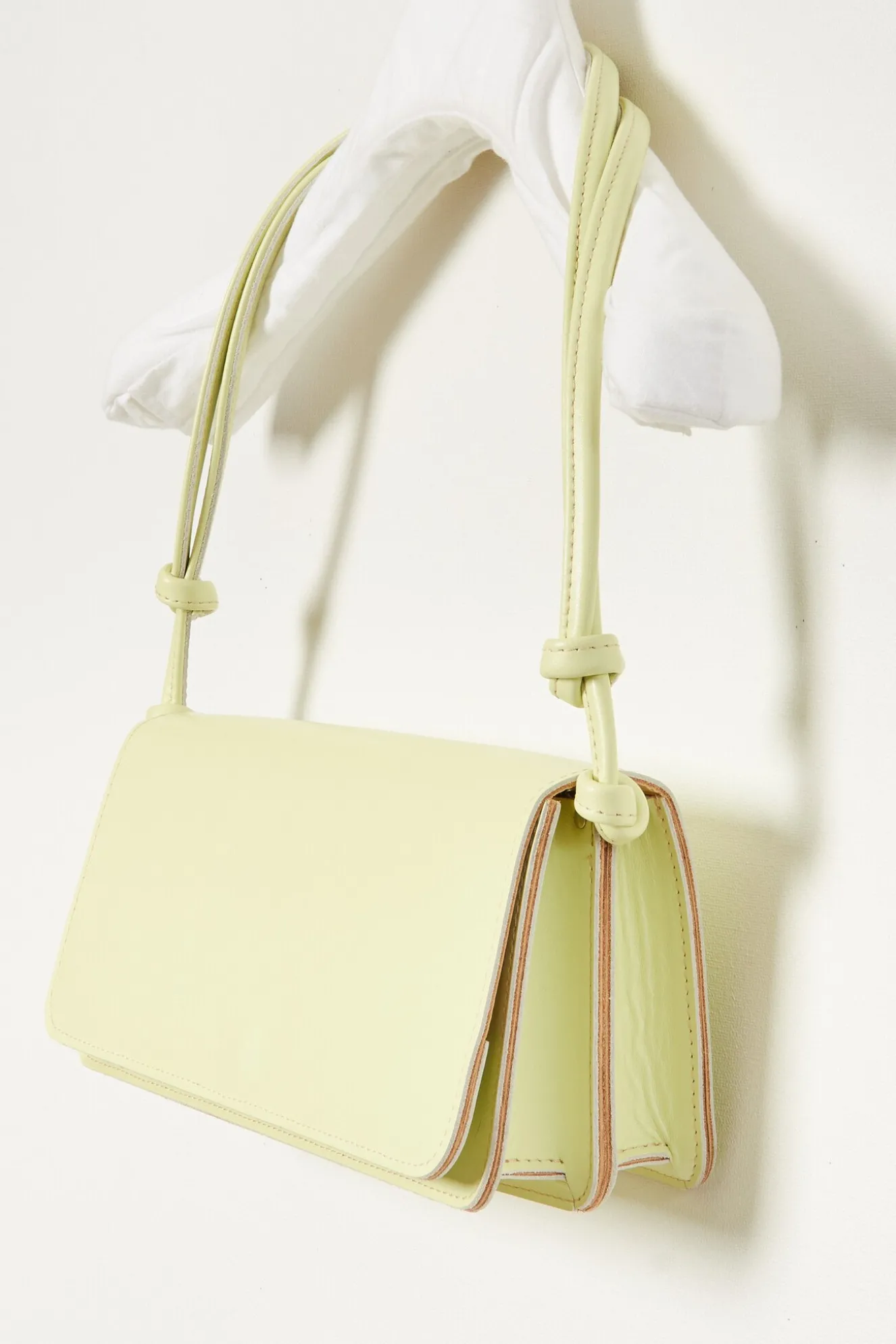 maria_jobse___pocket_clut_0-1.webp Maria Jobse 0021 3 pocket clutch