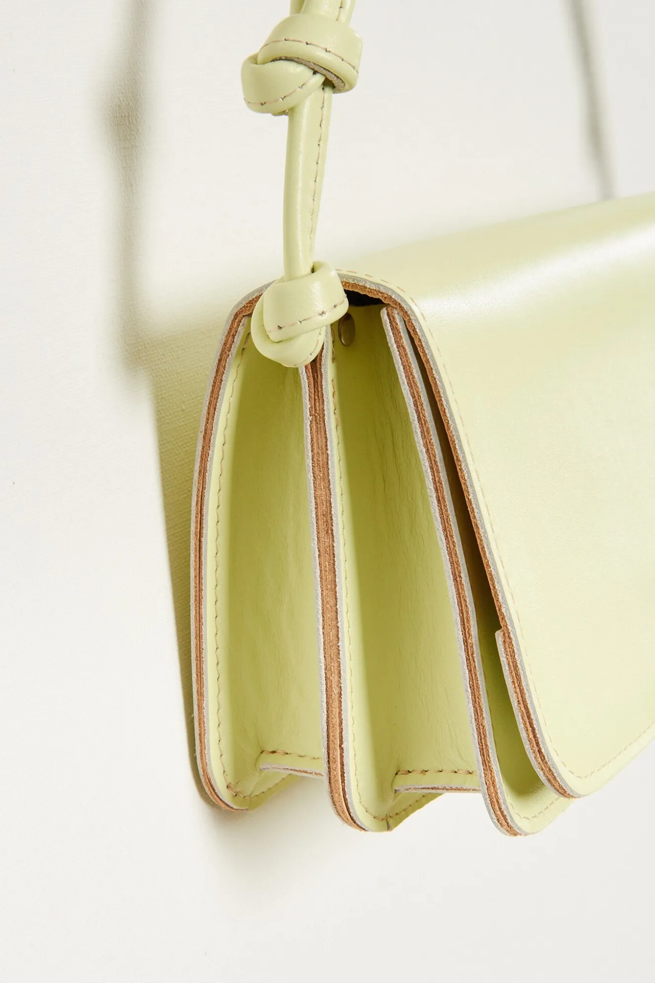 maria_jobse___pocket_clut_3-1.webp Maria Jobse 0021 3 pocket clutch
