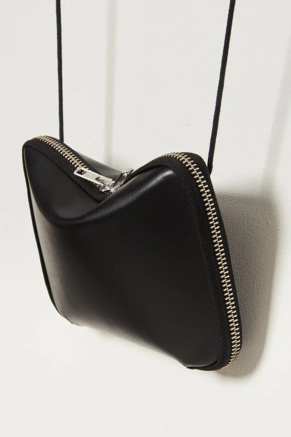 Maria Jobse 0038 Dented wallet