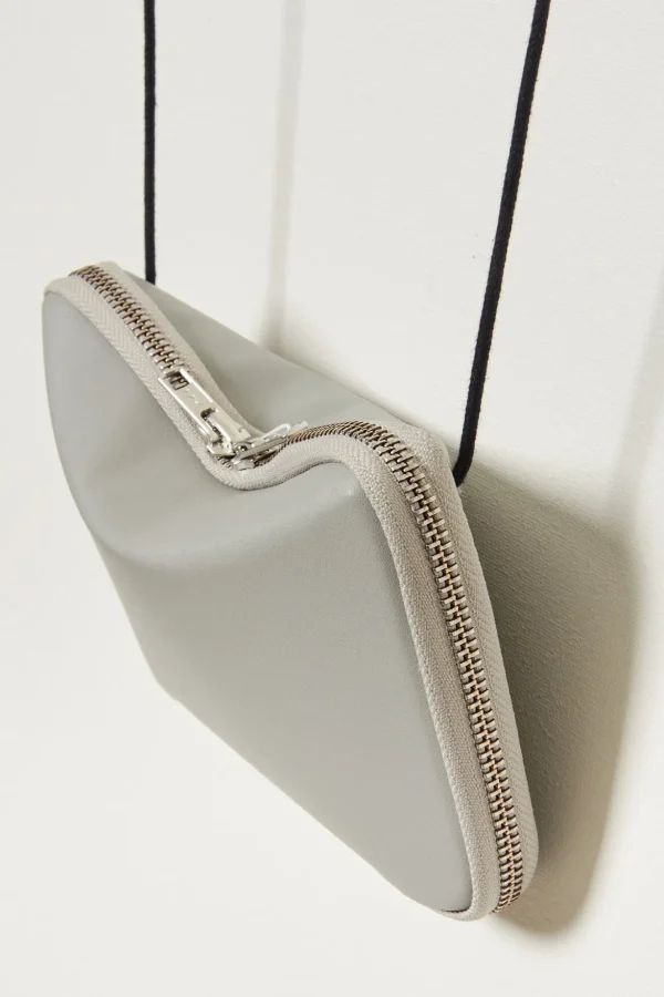 Maria Jobse 0038 Dented wallet