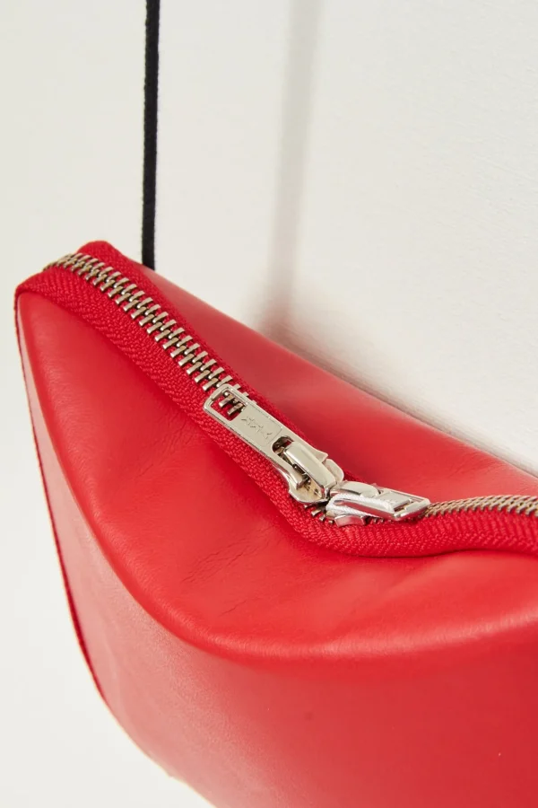 Maria Jobse 0038 Dented wallet