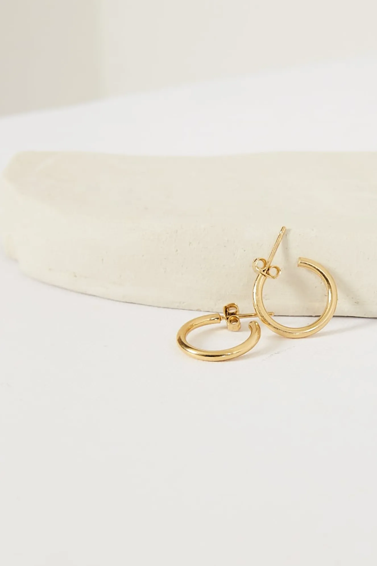 martine_viergever_trochus_1-1.webp Martine Viergever Trochus small earrings