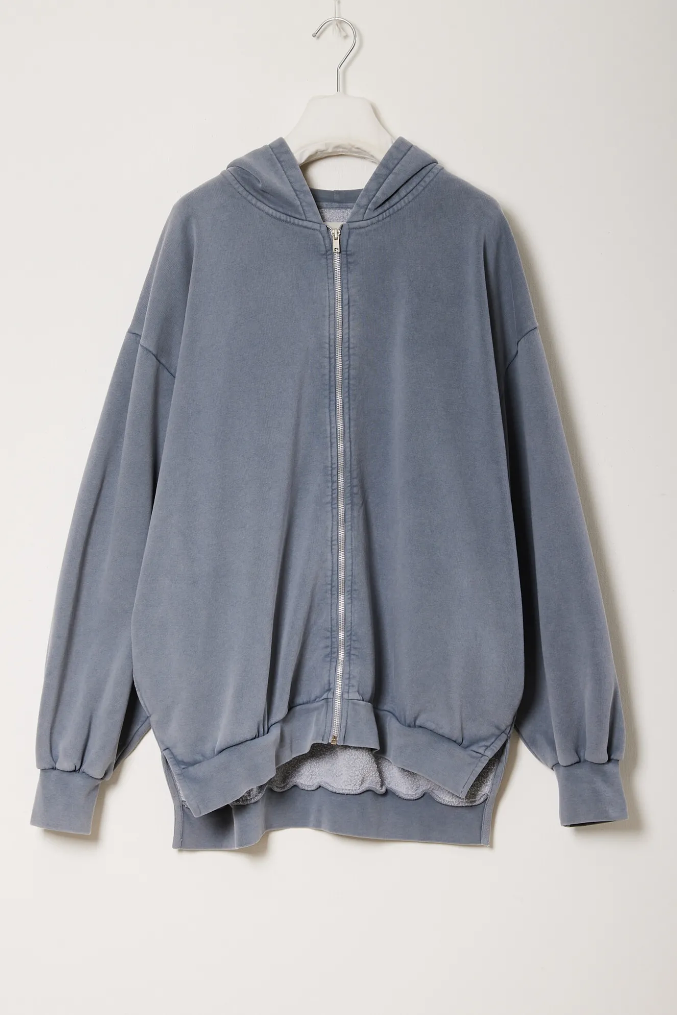 me_cooper_oversized_hoodi_0.webp ÂME Cooper oversized hoodie