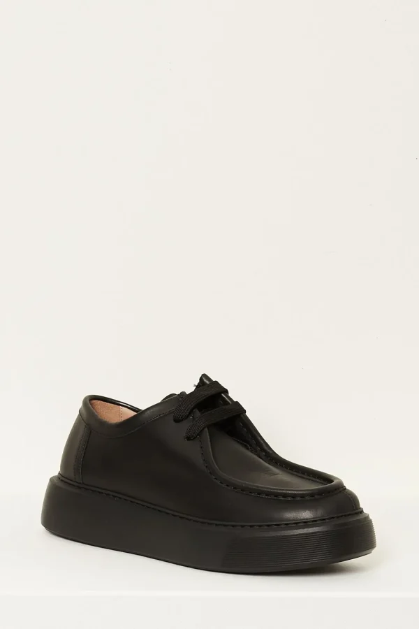 Referenc Fernabee leather