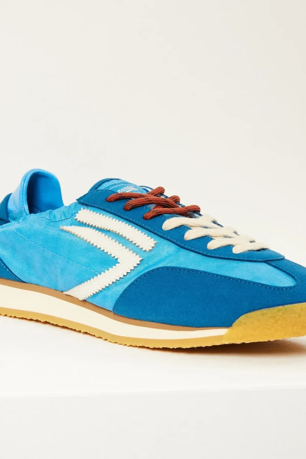 6.02 sneakers