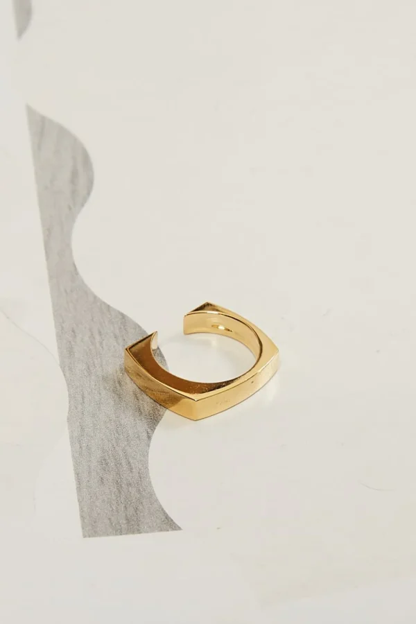 Studio Collect Swash ring