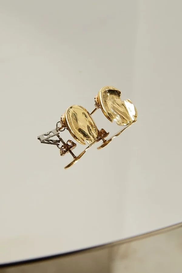 Tweek Olong round 24k earrings