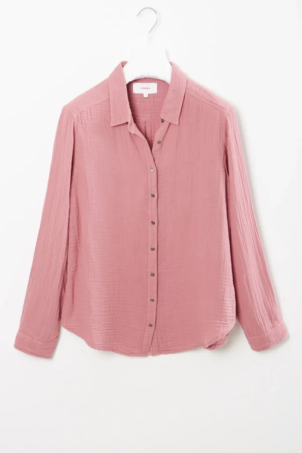 Xirena Scout chelsea gauze shirt